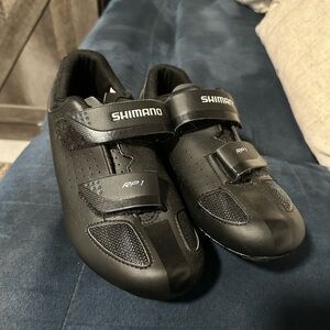 Shimano RP1 cycling shoes
